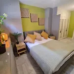Rey Centro 3 *